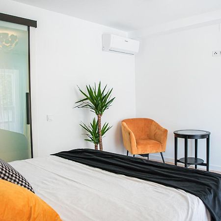 Laura Apartment Campanar Valencia Bagian luar foto