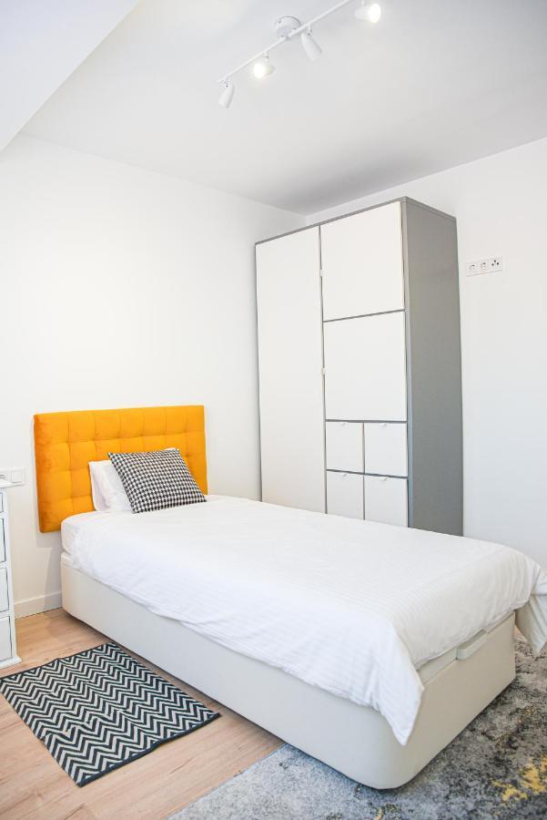 Laura Apartment Campanar Valencia Bagian luar foto