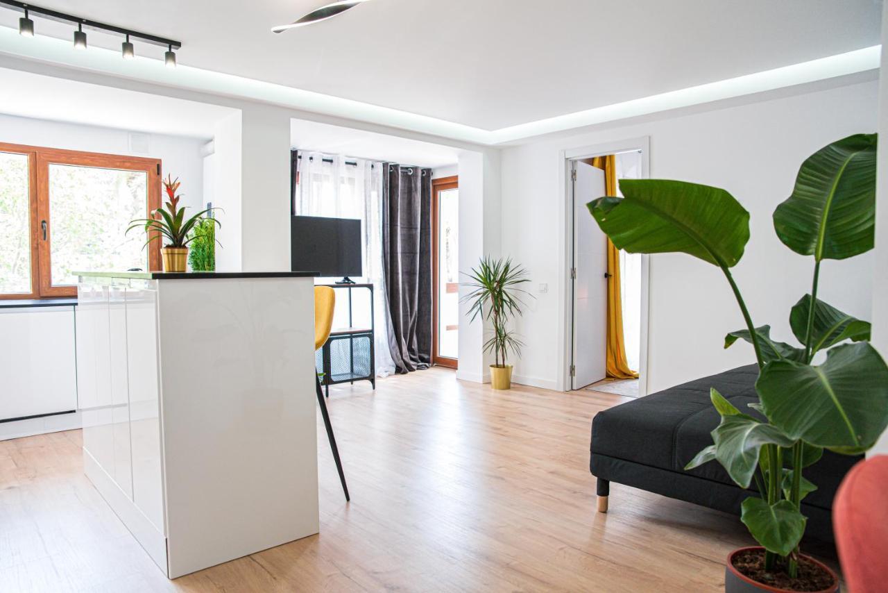 Laura Apartment Campanar Valencia Bagian luar foto